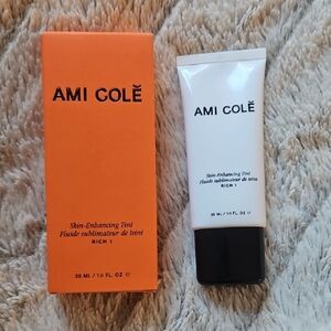 Ami Colé Skin-Enhancing Tint